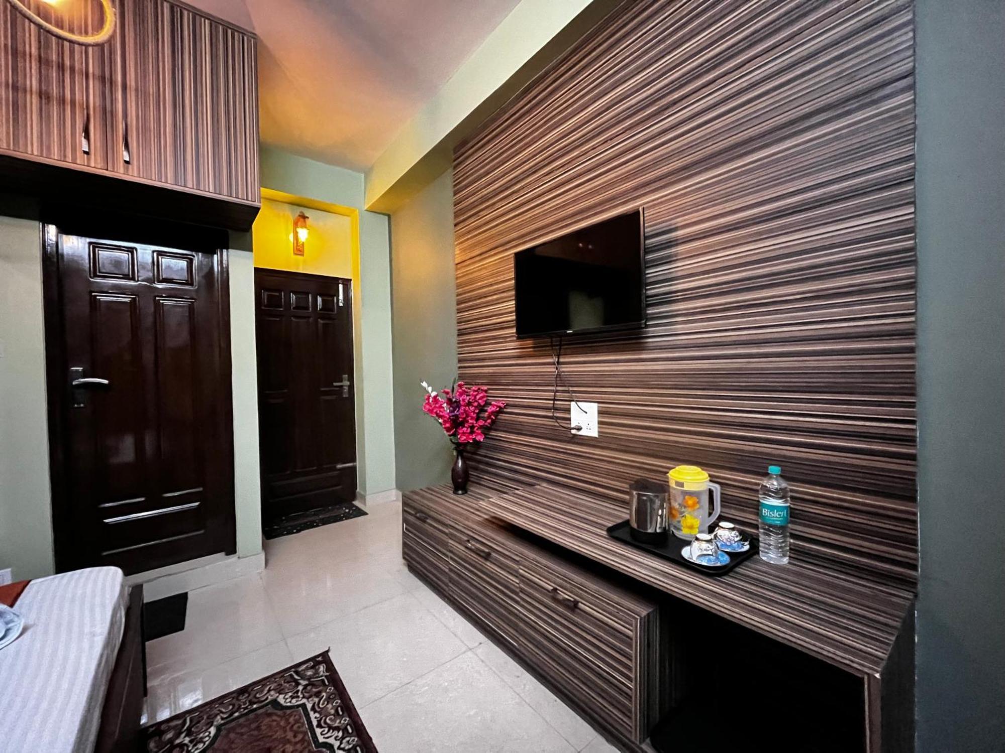 Puri'S Bnb Shimla Eksteriør bilde