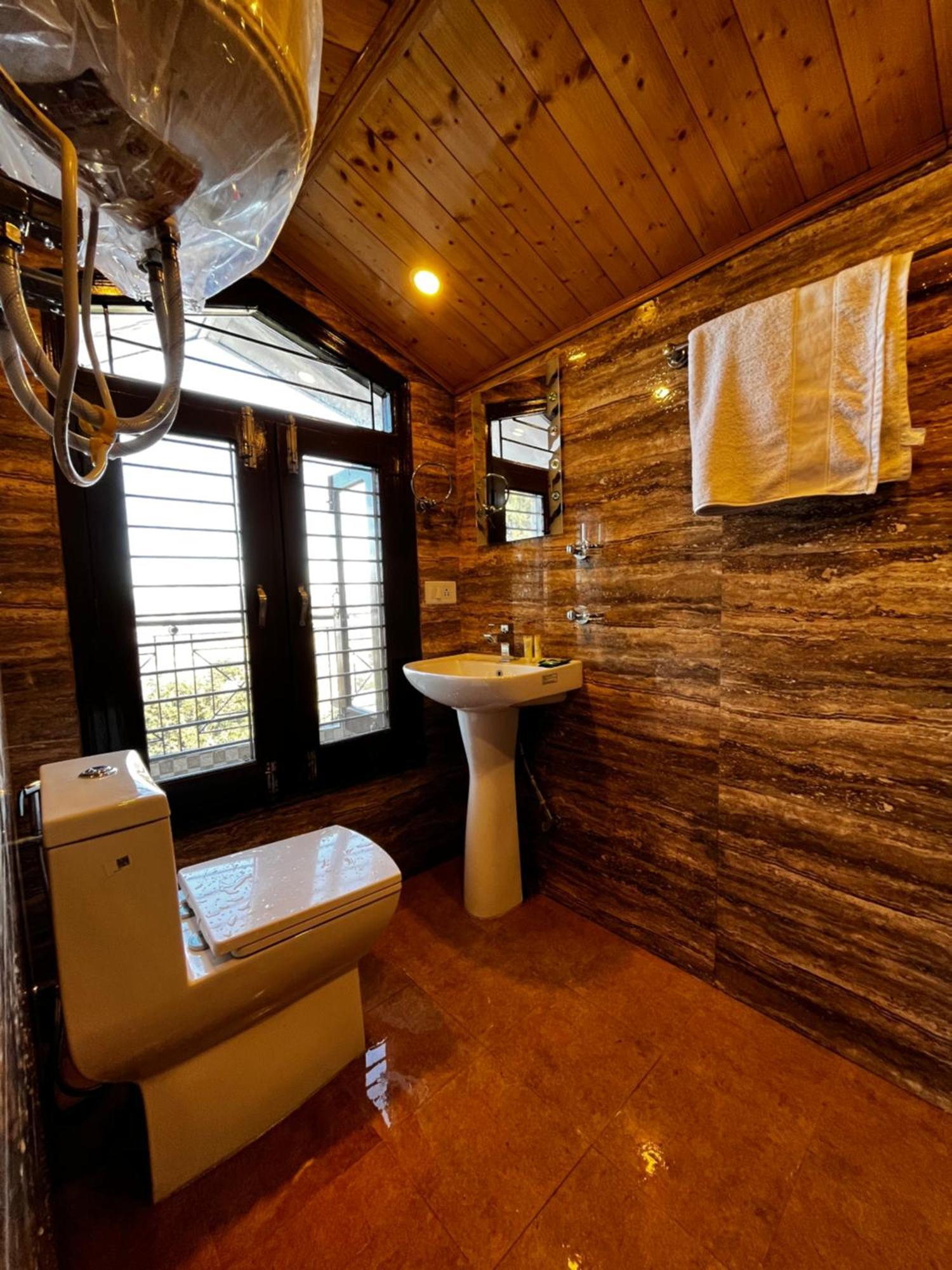 Puri'S Bnb Shimla Eksteriør bilde