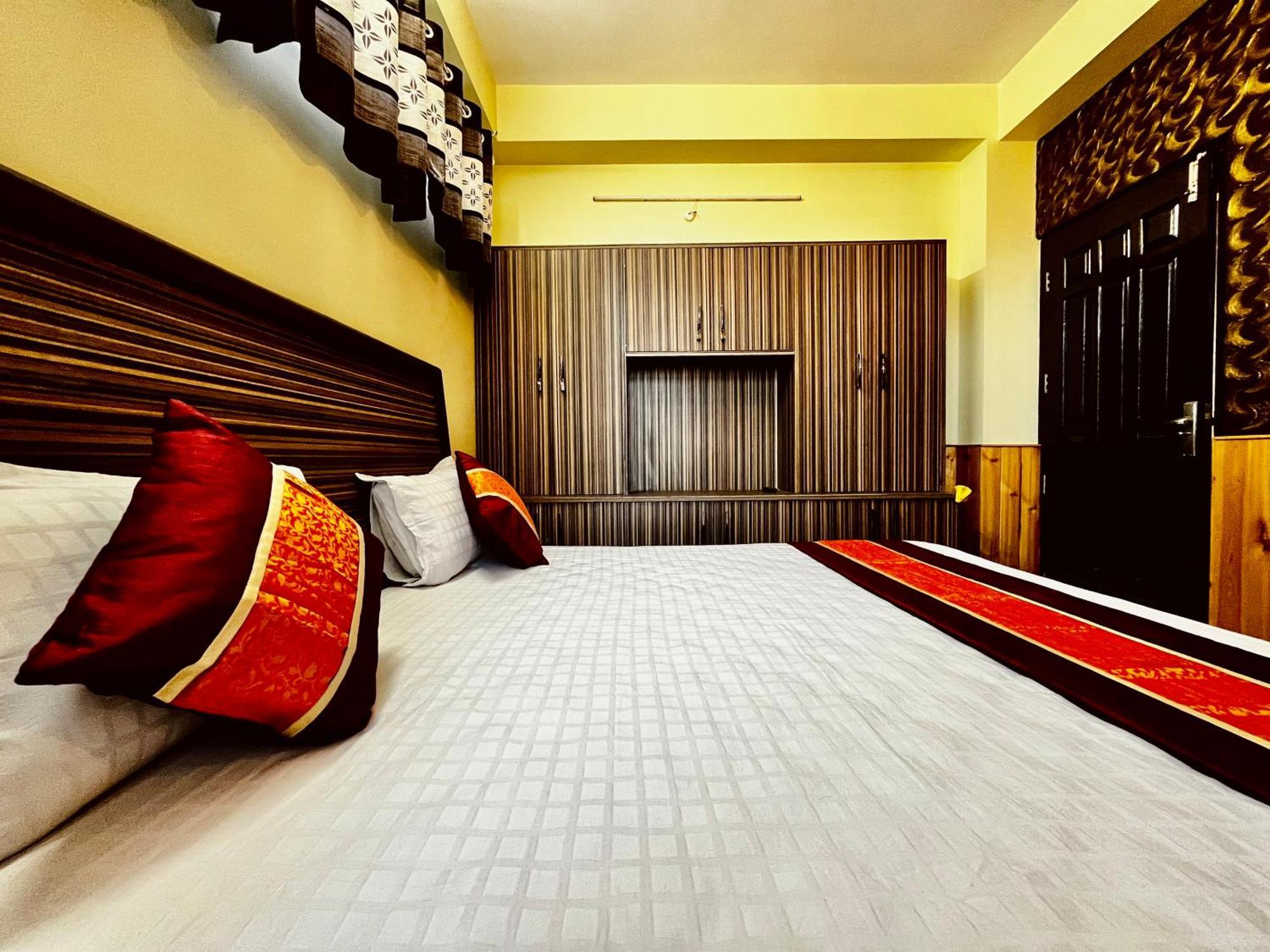 Puri'S Bnb Shimla Eksteriør bilde